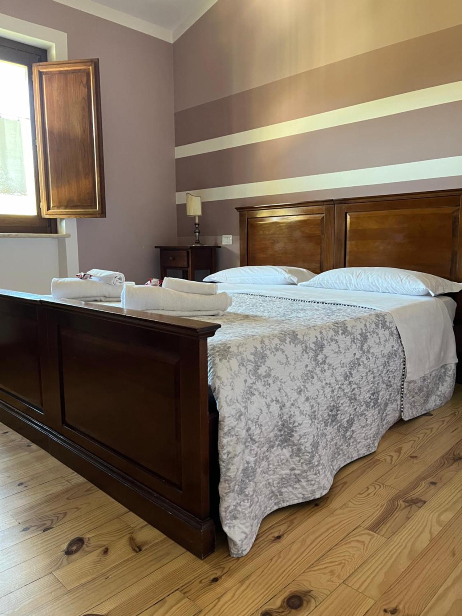 Bed & Breakfast Le Piagge Scurcola Marsicana Exterior foto